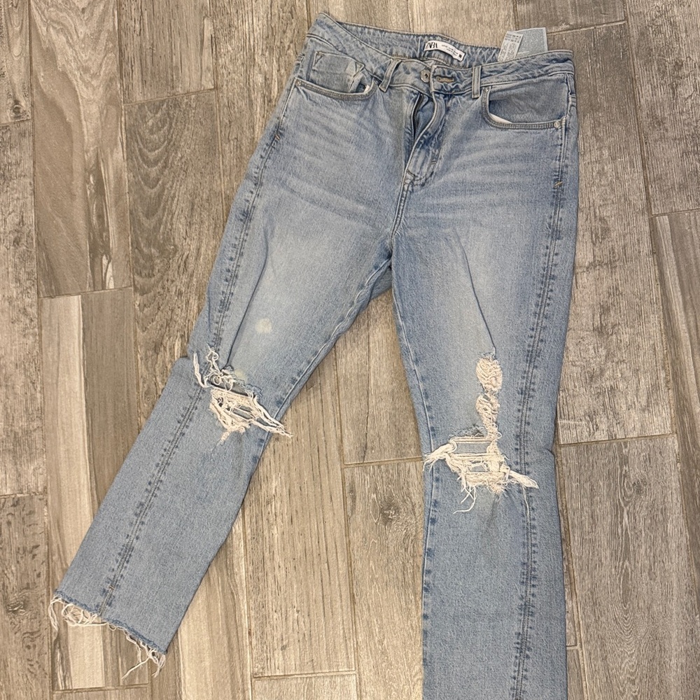 Distressed Zara Light Blue Women's Jeans